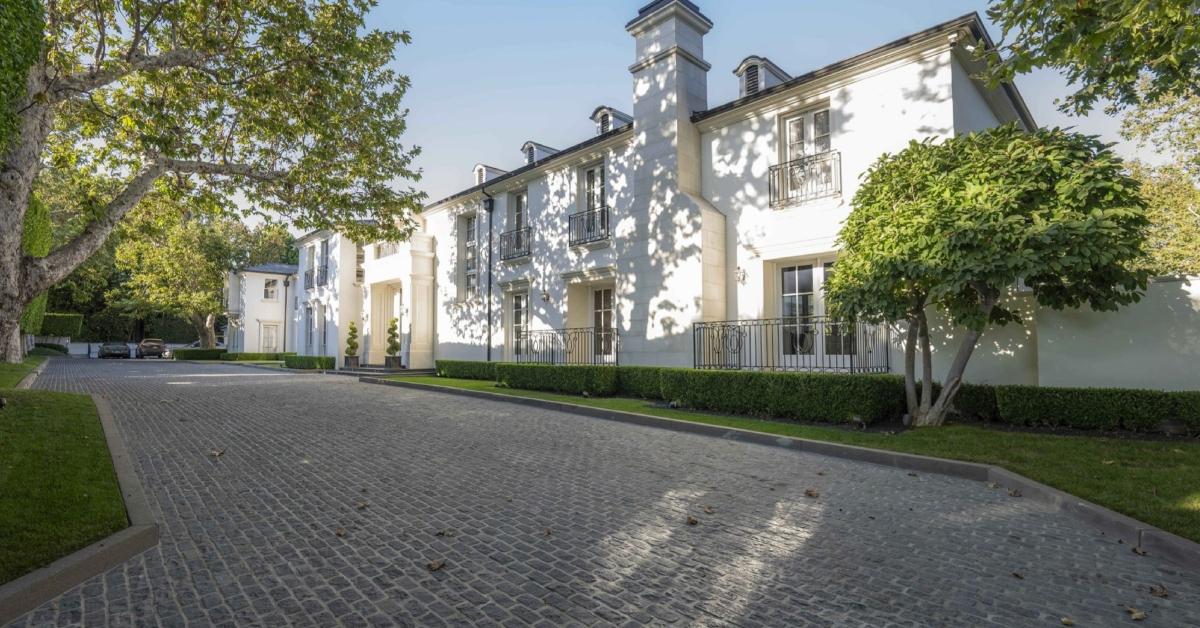 The driveway of Diddy's Beverly Hills mansion.