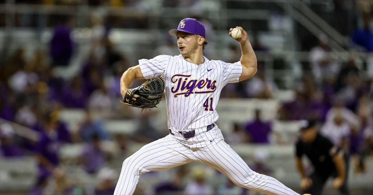 Daniel Dickinson throwing a baseball for the LSU Tigers. 