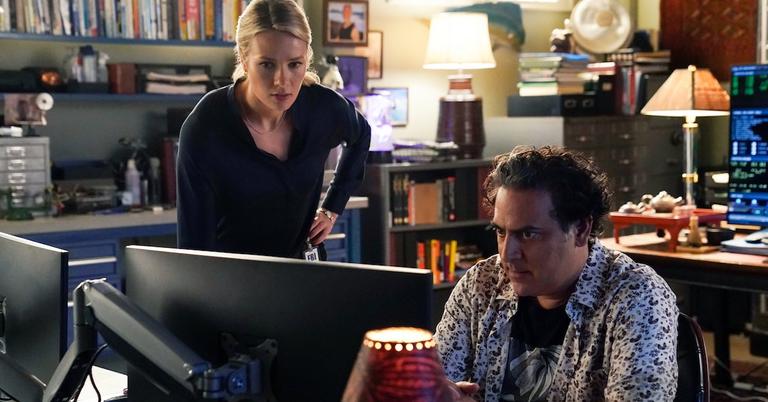 'NCIS Hawaii' Star Tori Anderson Talks Season 2 and Crossover Event ...