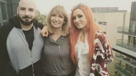 becky lynch parents