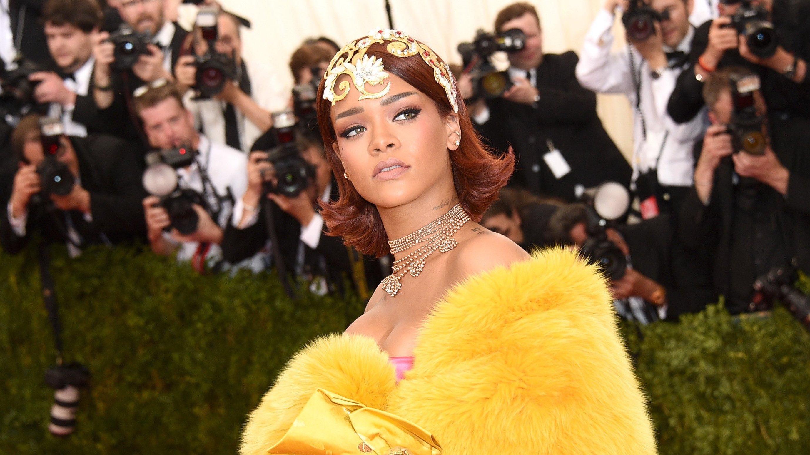 Rihanna at the 2015 Met Gala,