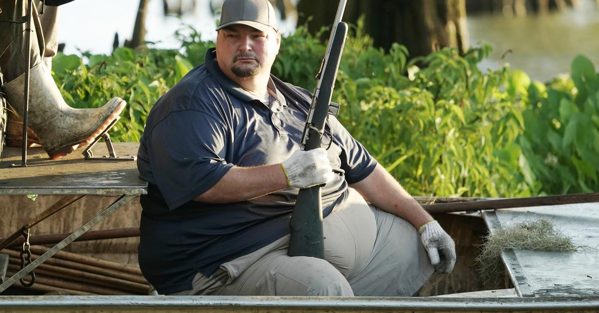 big tee wants to cast off the novice hunter moniker on swamp people