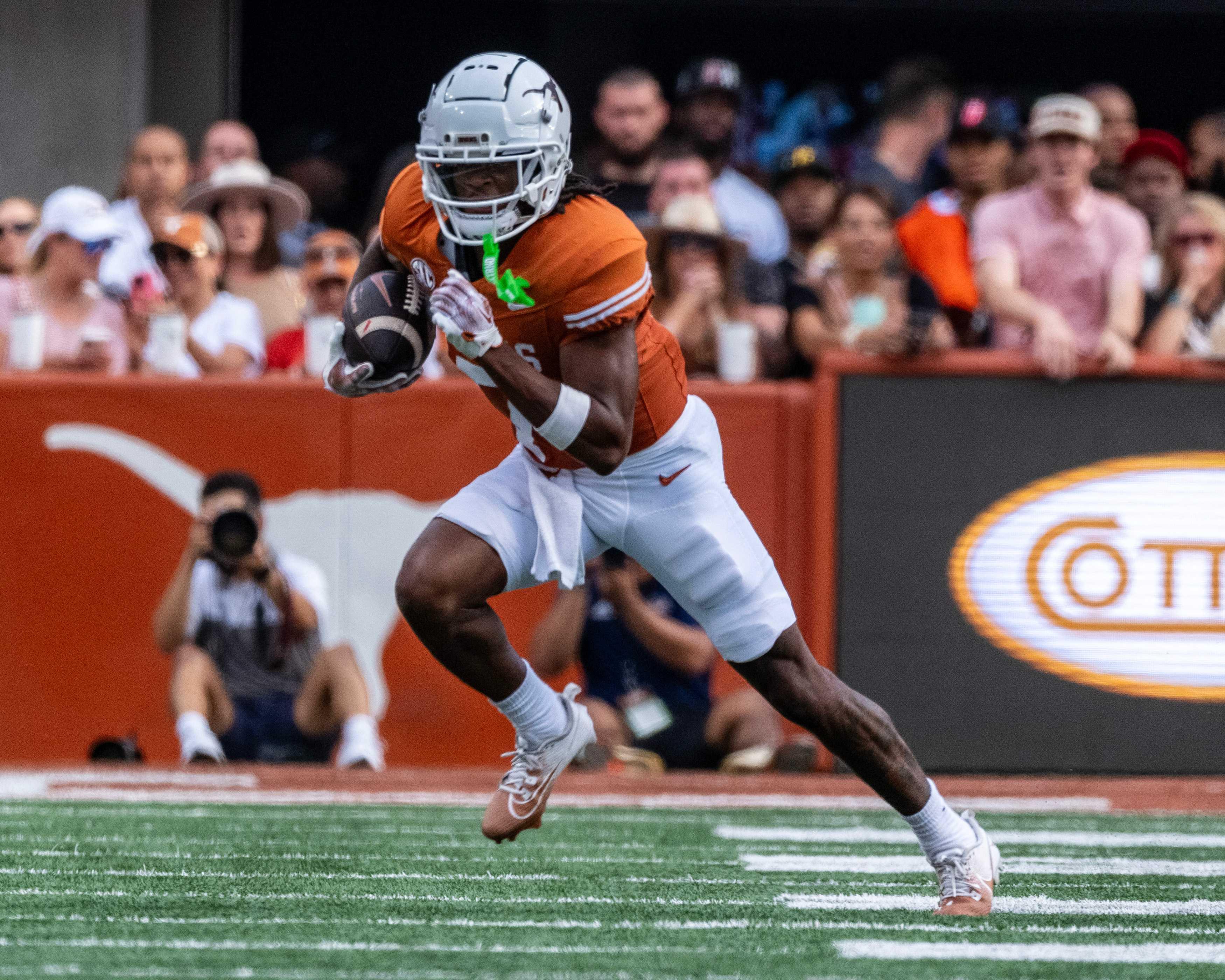 isaiah-bond-longhorns