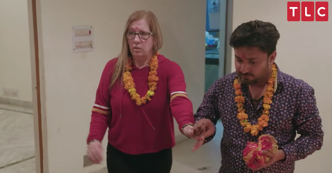 is sumit divorced day fiance