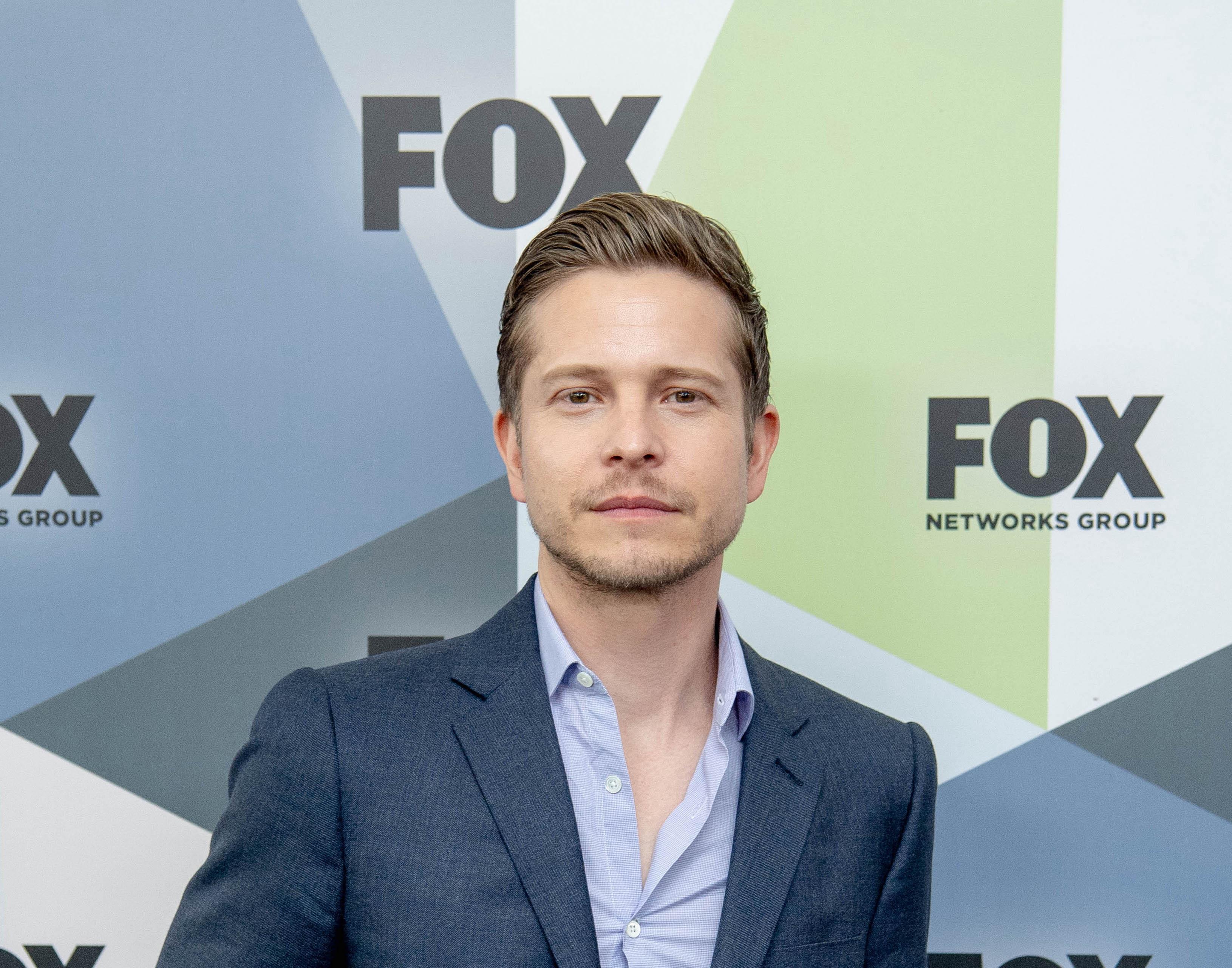 2. Matt Czuchry's Signature Blonde Locks - wide 8