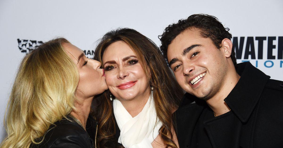 (l-r): Hayden Panettiere, Lesley Vogel, and Jansen Panettiere