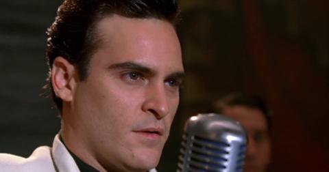 joaquin-phoenix-cult-4-1579026892303.jpg