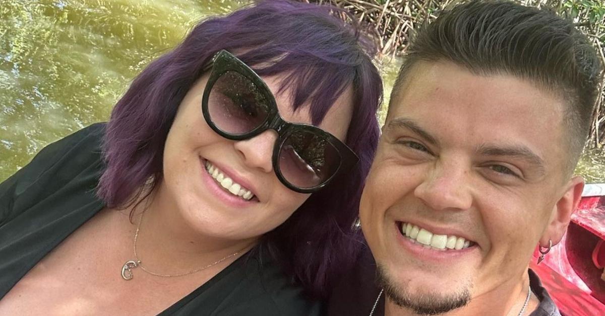 Catelynn Baltierra with purple hair, takes selfie with Tyler Baltierra