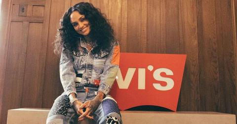 Is SZA Dating Anyone? Fans Believe That She May Be Seeing a Singer