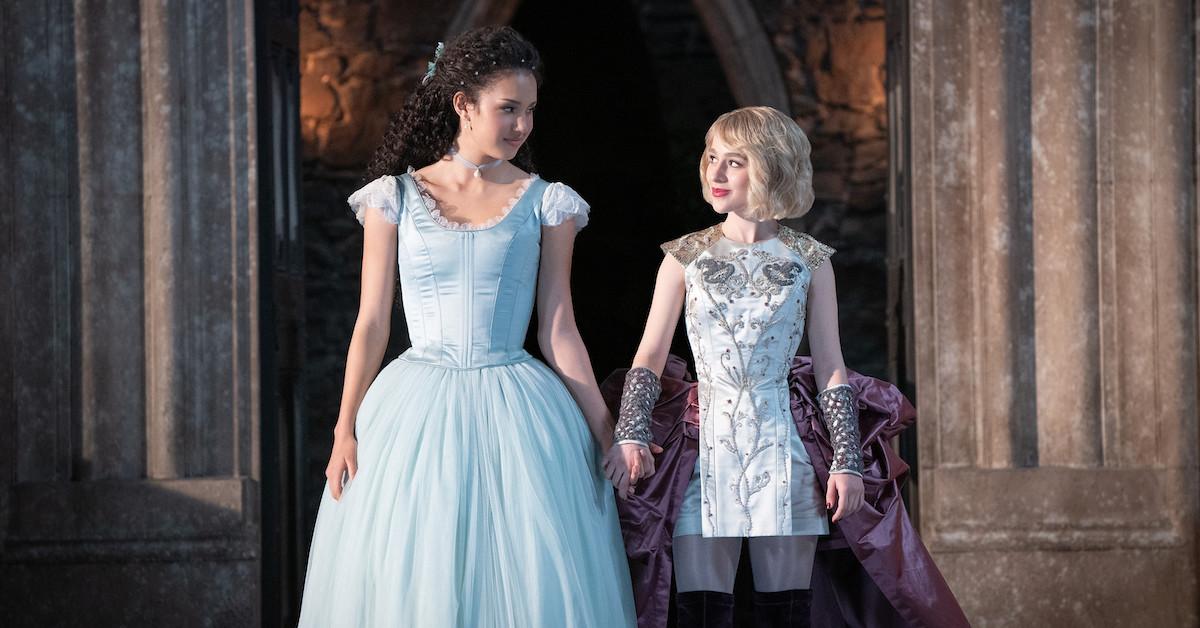 SOPHIA ANNE CARUSO as SOPHIE, SOFIA WYLIE as AGATHA