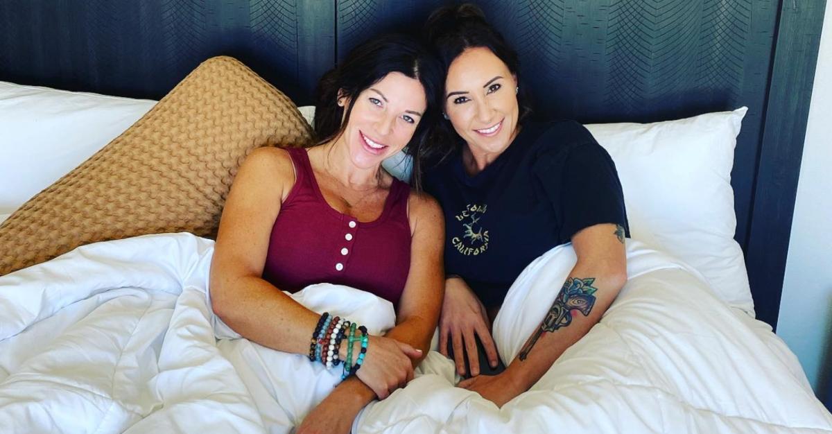 April and Loren Ffom ‘You, Me & My Ex’ share a bed together