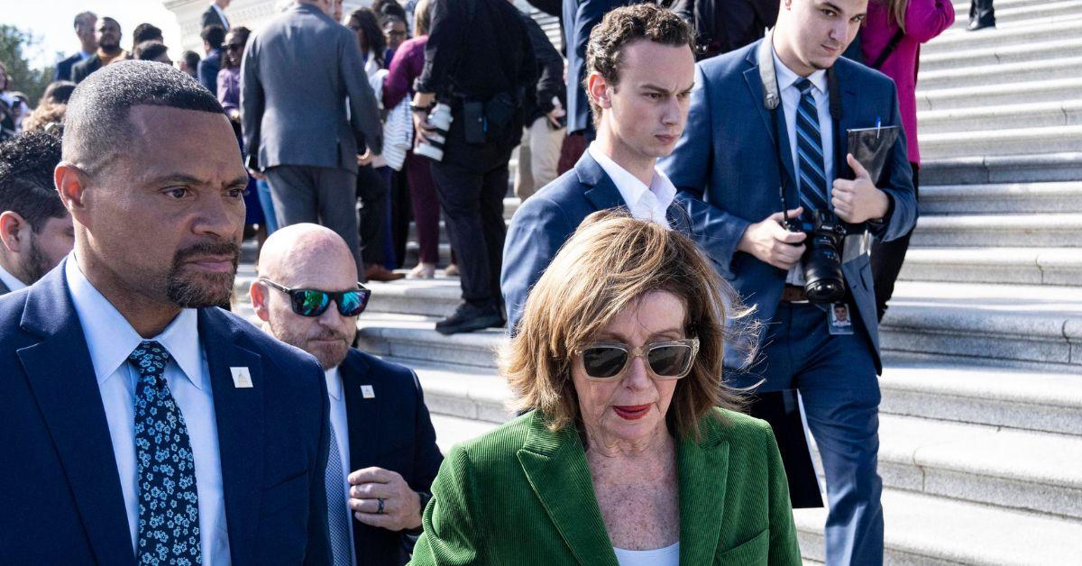 Nancy Pelosi leaving a Hakeem Jeffries press conference.