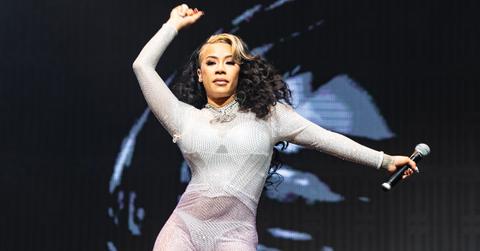 Keyshia Cole dancing on her "Love Hard" tour