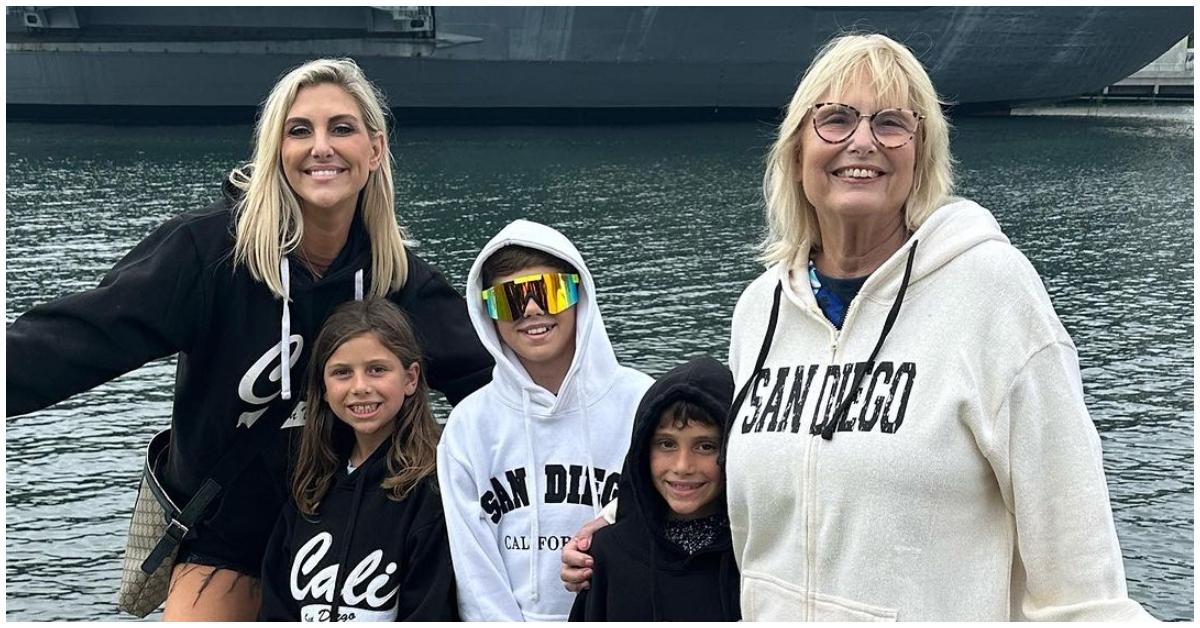 (l-r): Gina Kirschenheiter with her kids, Sienna, Nicholas, and Luna, and her mother