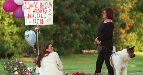 Dominique Brown And Juditha Brown at the grave of Nicole Brown Simpson