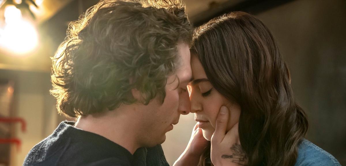 Jeremy Allen White, Molly Gordon in ‘The Bear.’