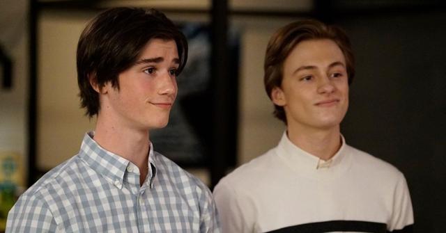 Oliver (Daniel DiMaggio) and Cooper (Logan Pepper)