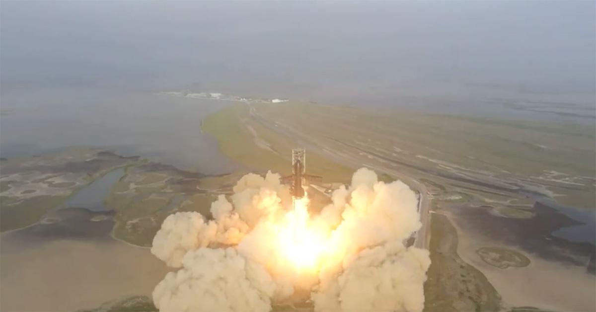 SpaceX Starship launching in Texas. 