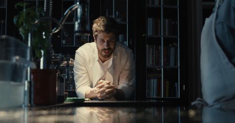 A Servant Theory About Aliens Could Have The Show Figured Out