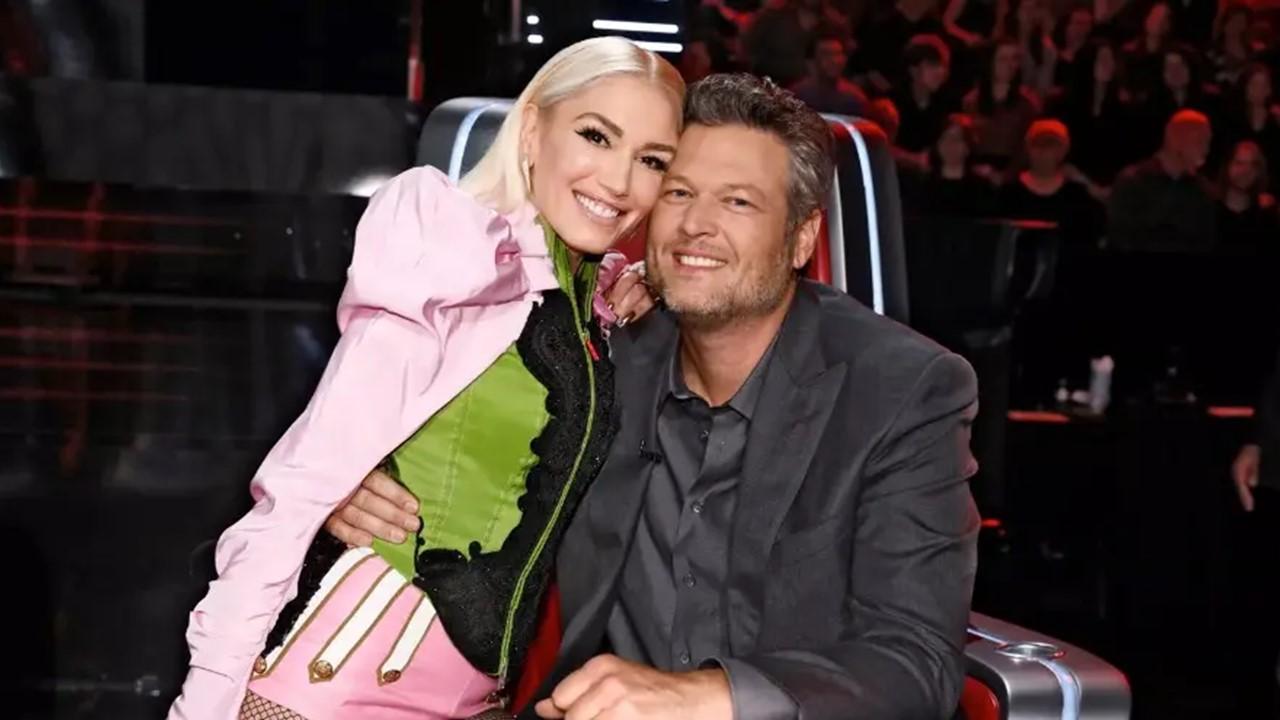 Gwen Stefani et Blake Shelton dans 