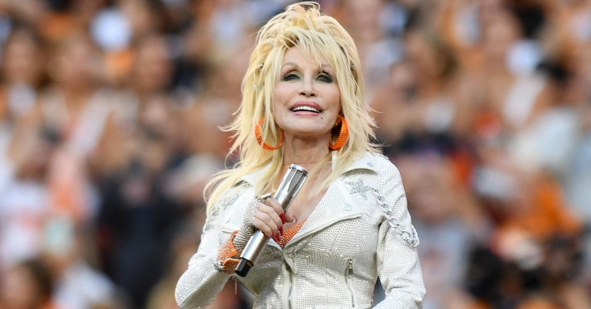 Dolly Parton performs during the college football game between the Georgia Bulldogs and the Tennessee Volunteers