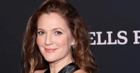 Drew Barrymore in a black dress at the 24th Annual Mark Twain Prize For American Humor on March 19, 2023