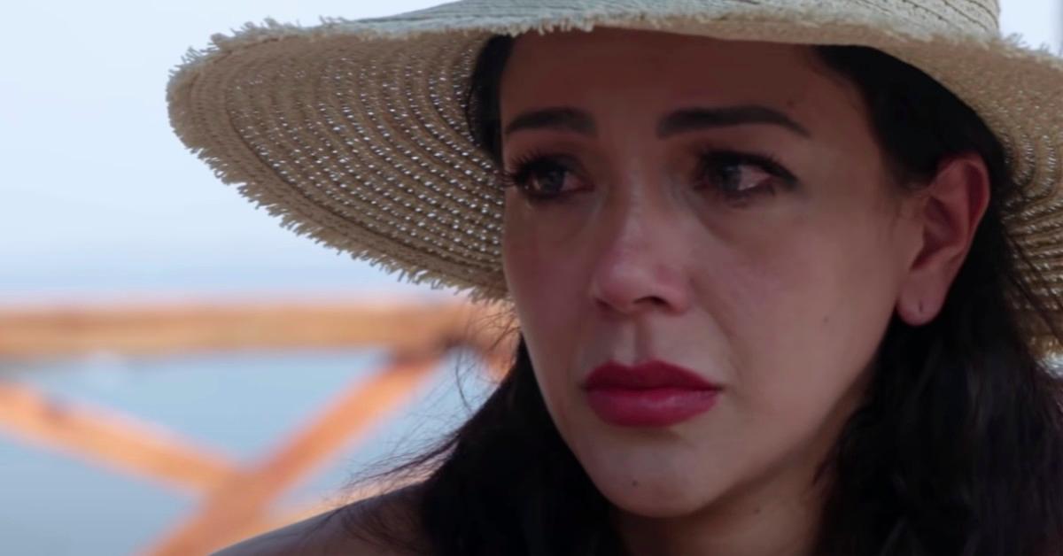 Jasmine of '90 Day Fiancé: Before the 90 Days' crying