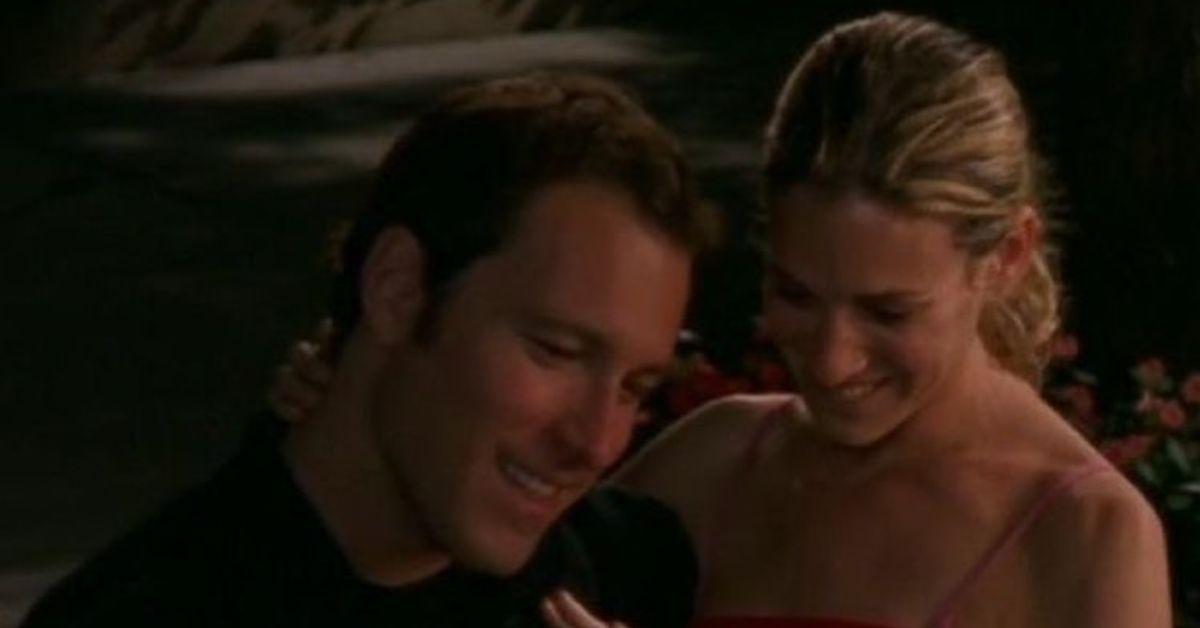 (l-r): John Corbett as Aidan and Sarah Jessica Parker as Carrie Bradshaw 'SATC' Season 4.