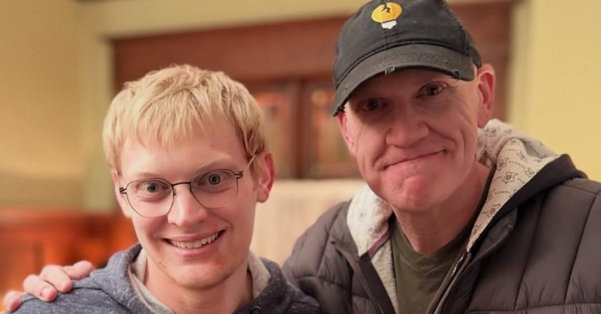 Curry Barker with his dad, Jeff Barker.