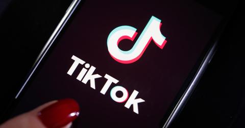 tiktok-algorithm-black-background-1578614006508.jpg