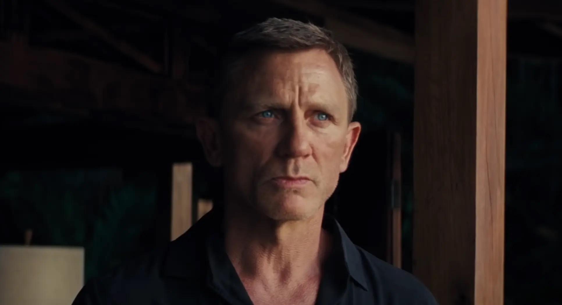 Daniel Craig