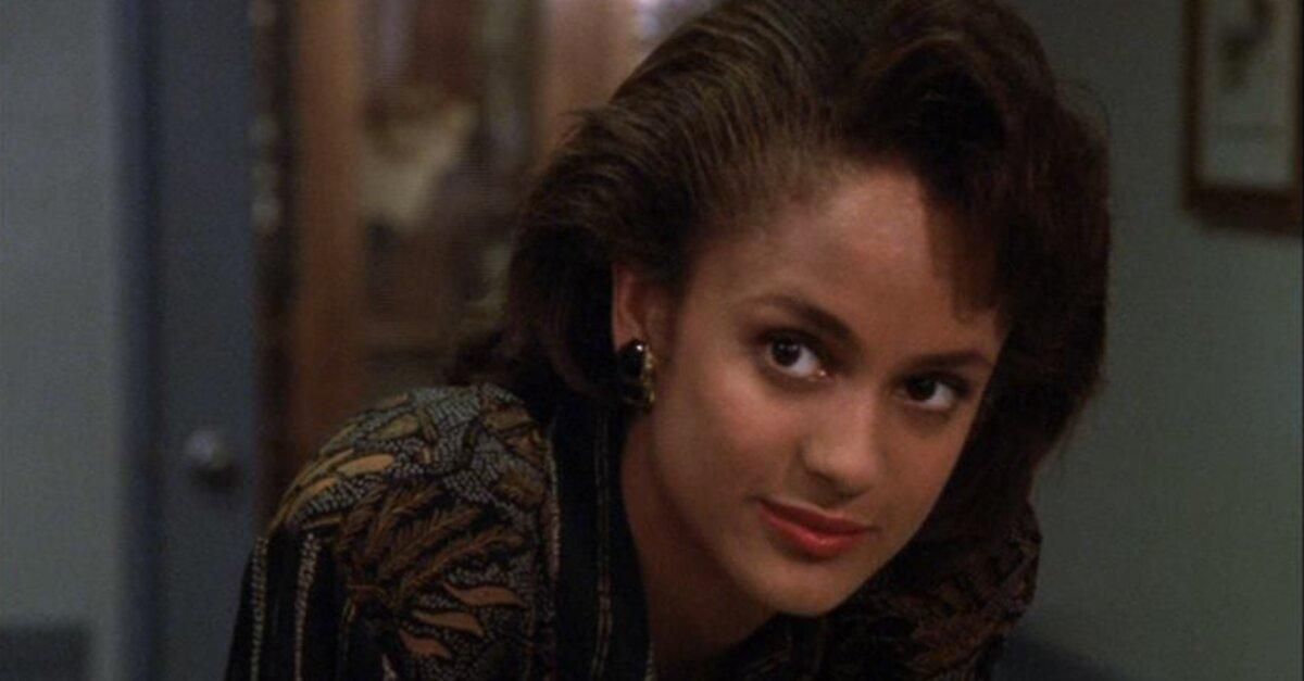 Anne-marie johnson hot