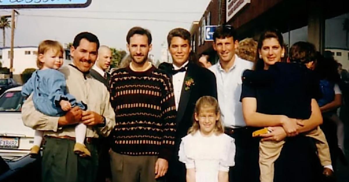 Scott Peterson with his family, on his wedding day.