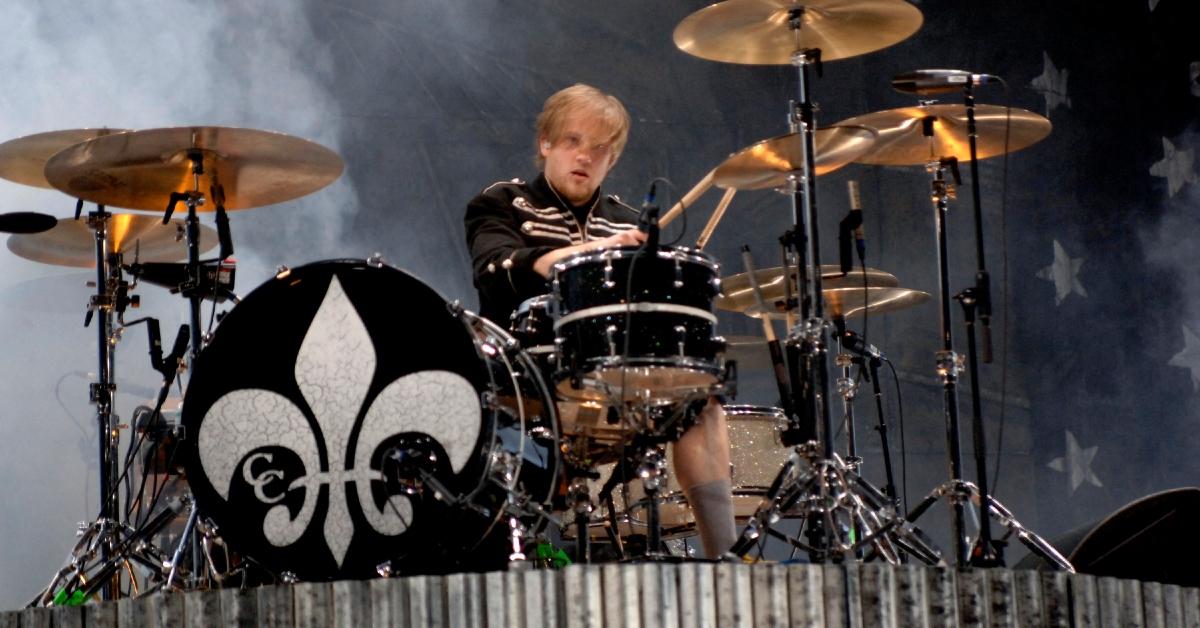 Bob Bryar performs with my Chemical Romance