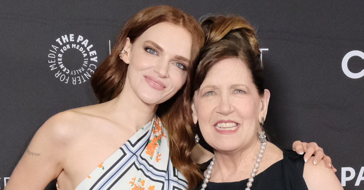 The actors that play aunt lydia and janine on the red carpet