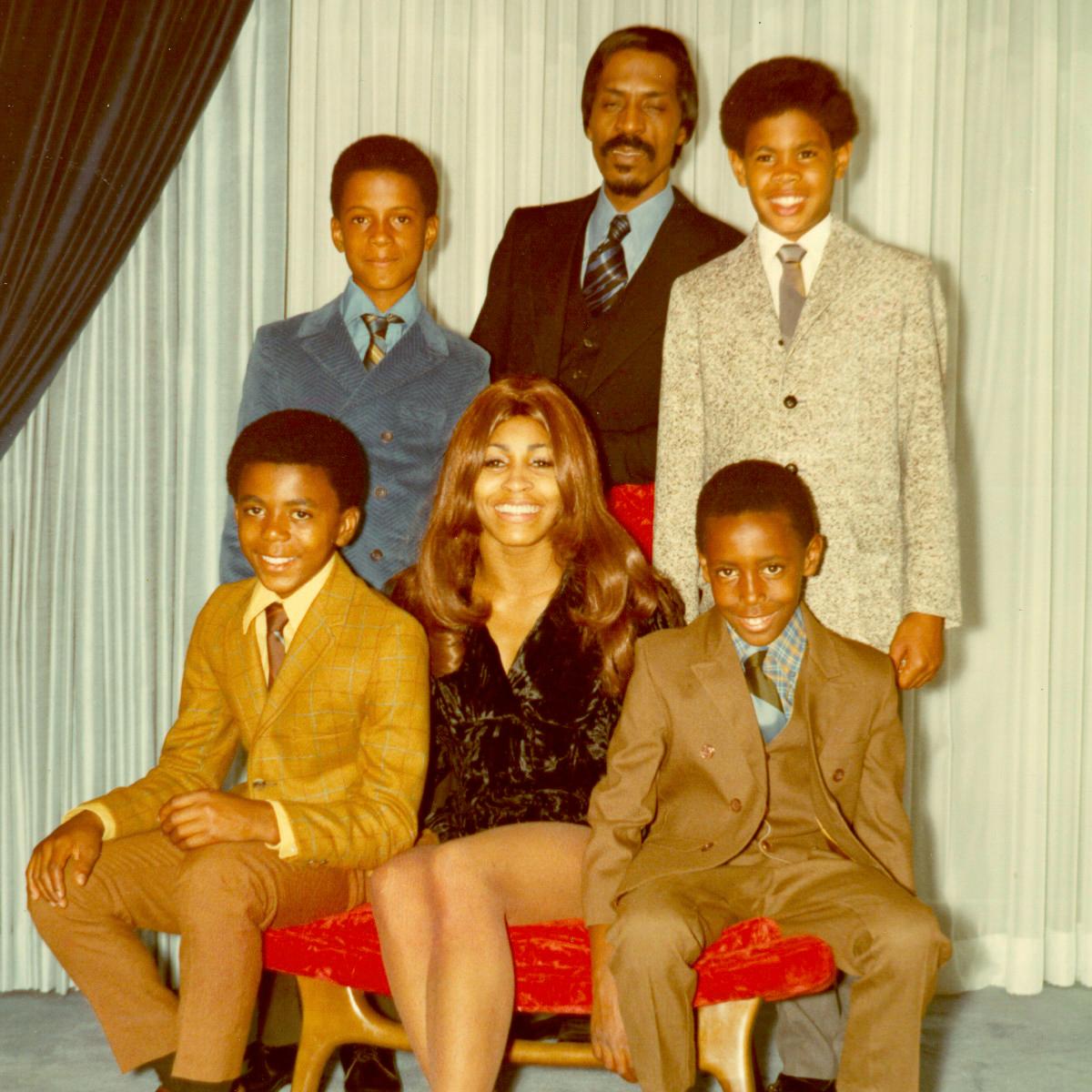 Tina Turner and Ike Turner Sr. with their children