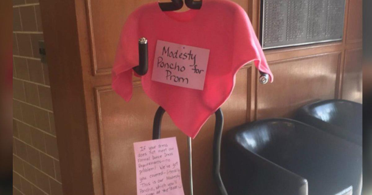 cover-poncho-1525268167258.jpg