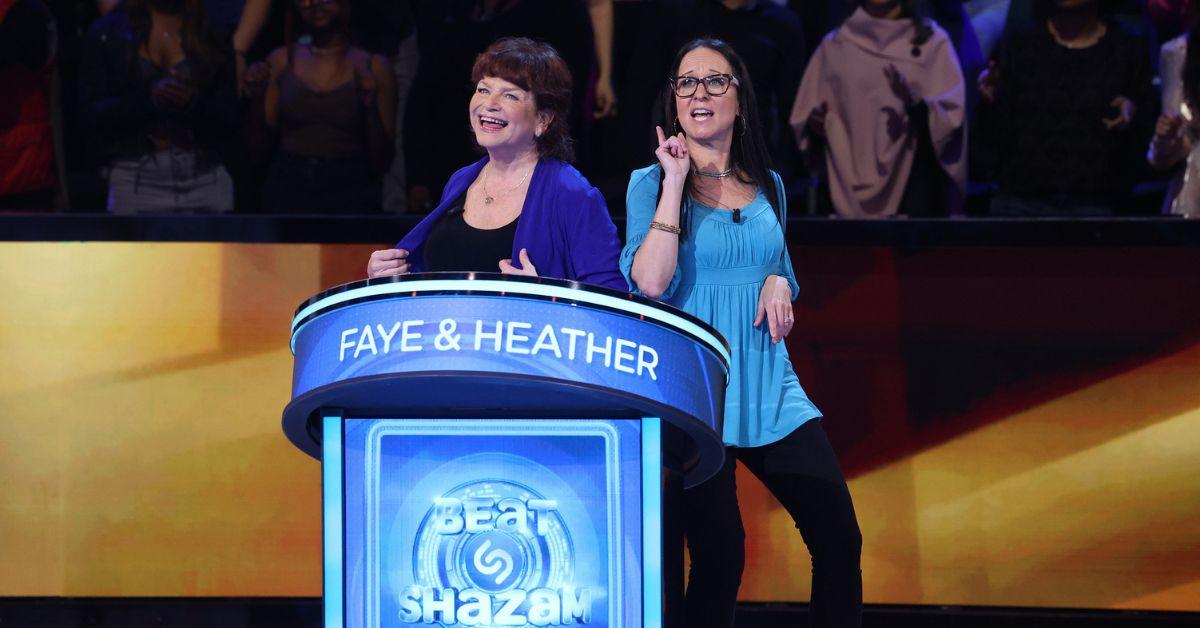 Contestants Faye and Heather compete on 'Beat Shazam'