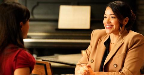 Nell Stevens (Gina Rodriguez)