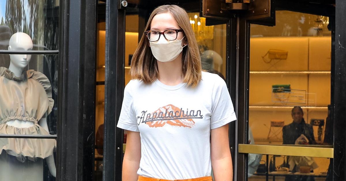 Violet Affleck wearing a mask in New York City.