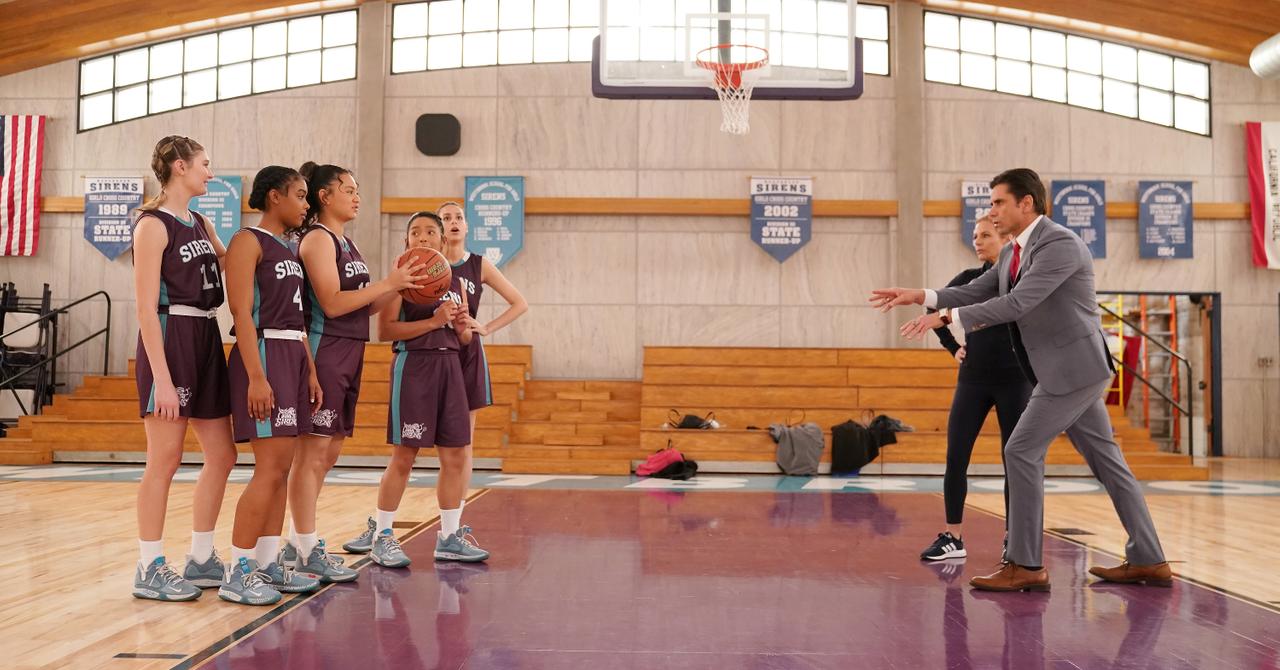 Big Shot Saison 2 Is There Going to Be a Season 2 of 'Big Shot'?