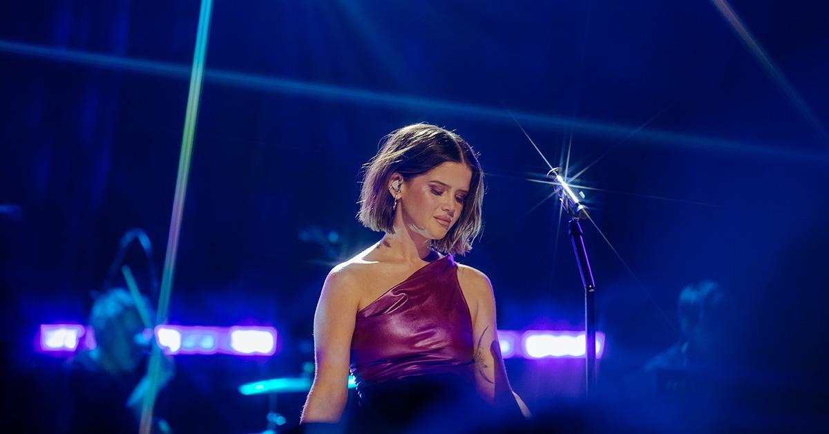 Maren Morris singing at CMT Crossroads. 