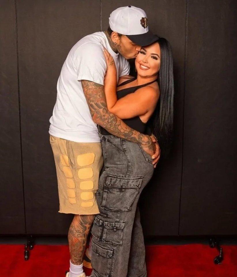Chris Brown meet-and-greet-photos.