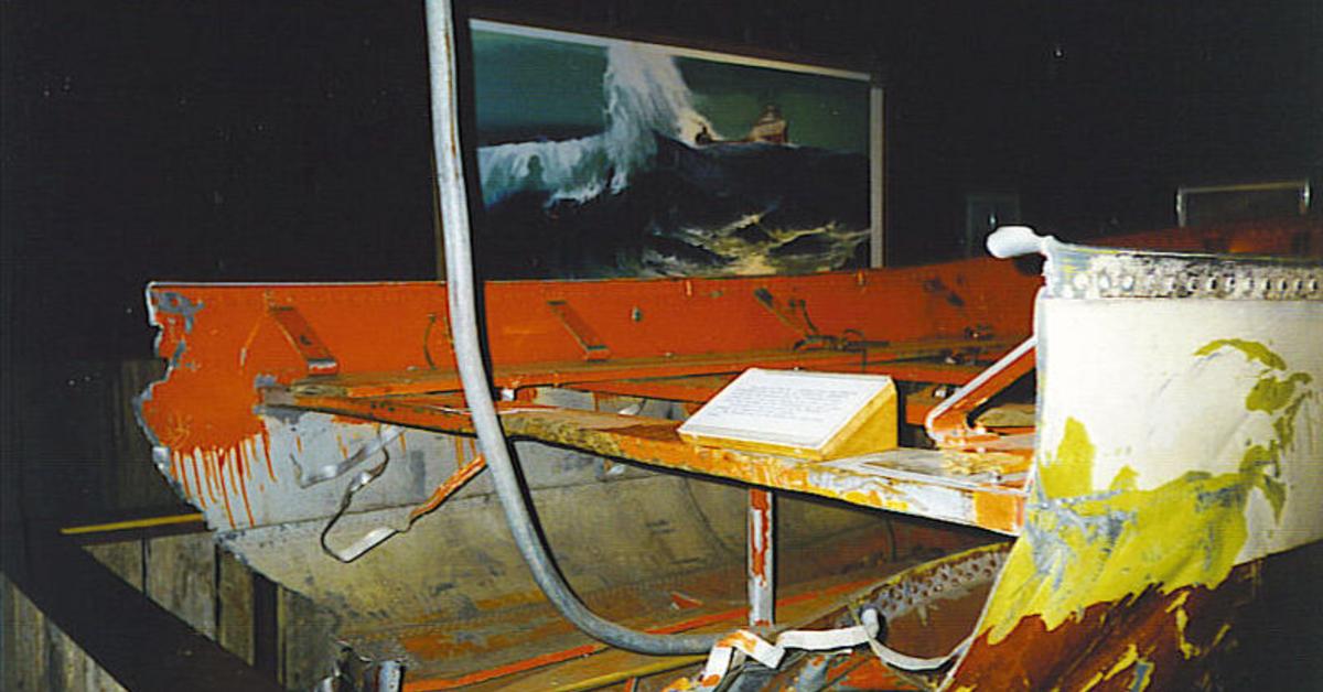 What Caused the Edmund Fitzgerald to Sink?
