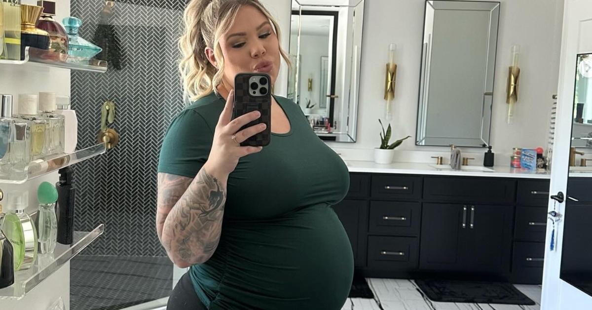 kailyn lowry baby bump while pregnant with twin son and daughter in 2023