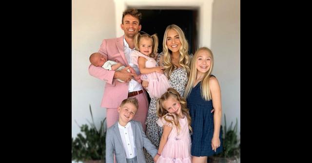 Cole and Savannah LaBrant with their five kids