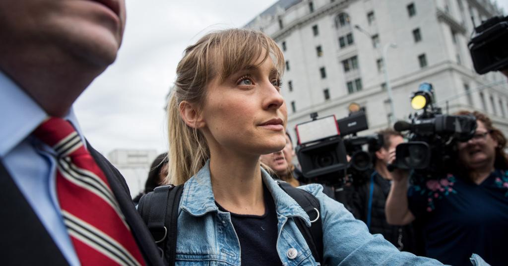 Nxivm The Celebrity Cover Up Thats Finally Crumbling - u1q1ccf