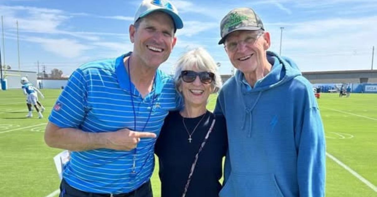 Jim Harbaugh and his parents.