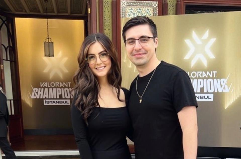 Shroud with his girlfriend Bnans