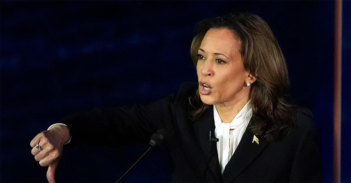 Kamala Harris with her thumb down during the presidential debate. 